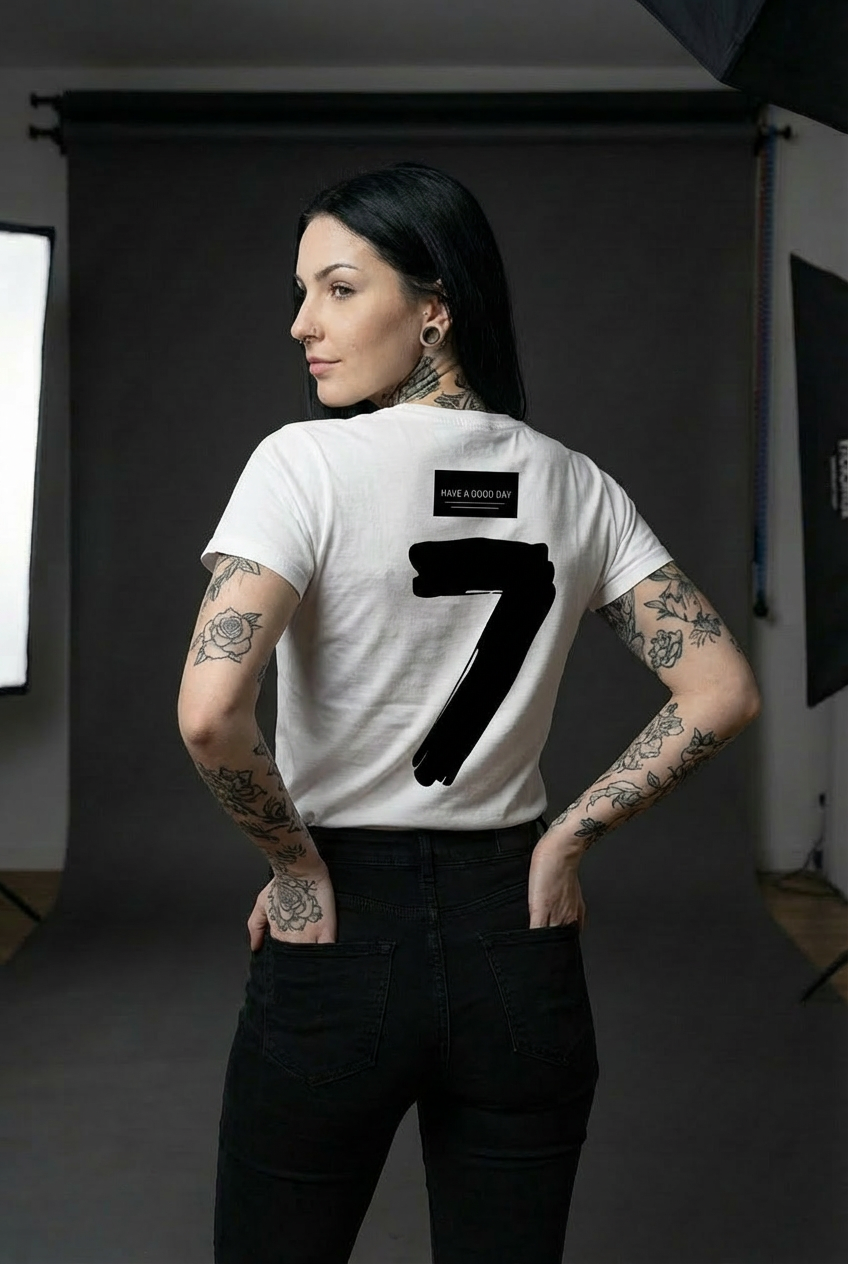 Unisex Famous Number " 7 " Graphic T-Shirt – Oversized Streetwear Top for Daily Wear
