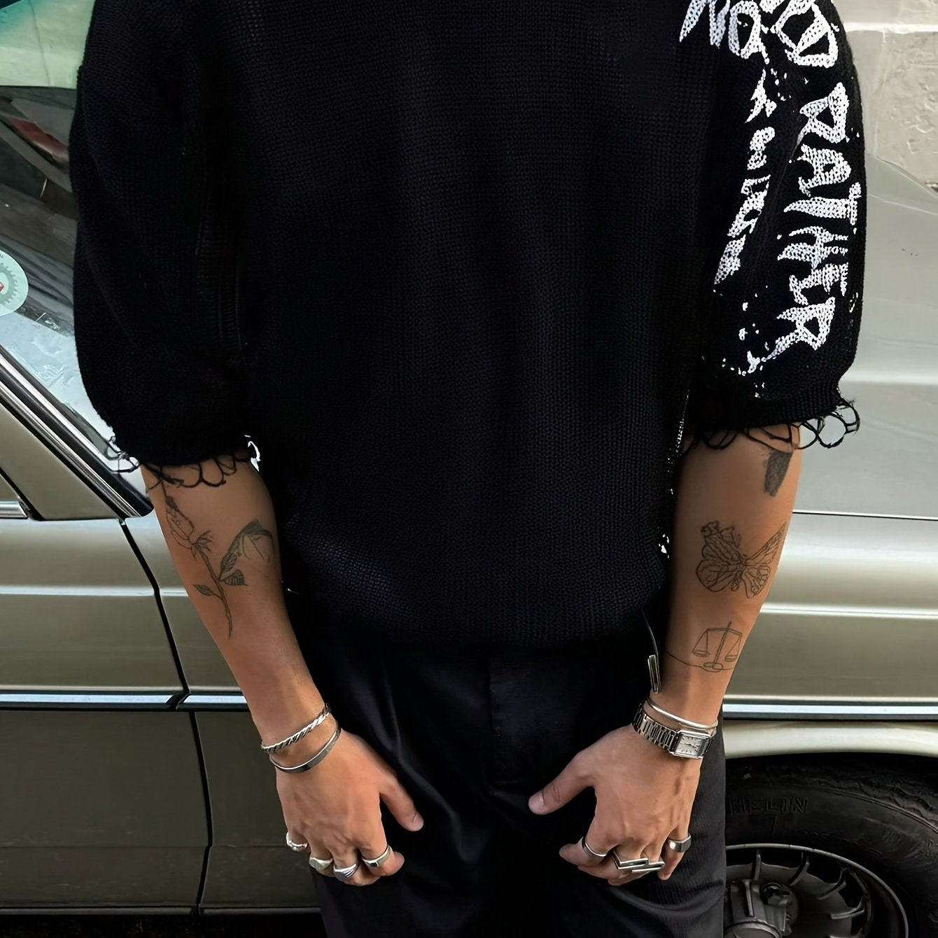 Men’s Drop-Shoulder Streetwear Tee – Bold Letter Graphic Print