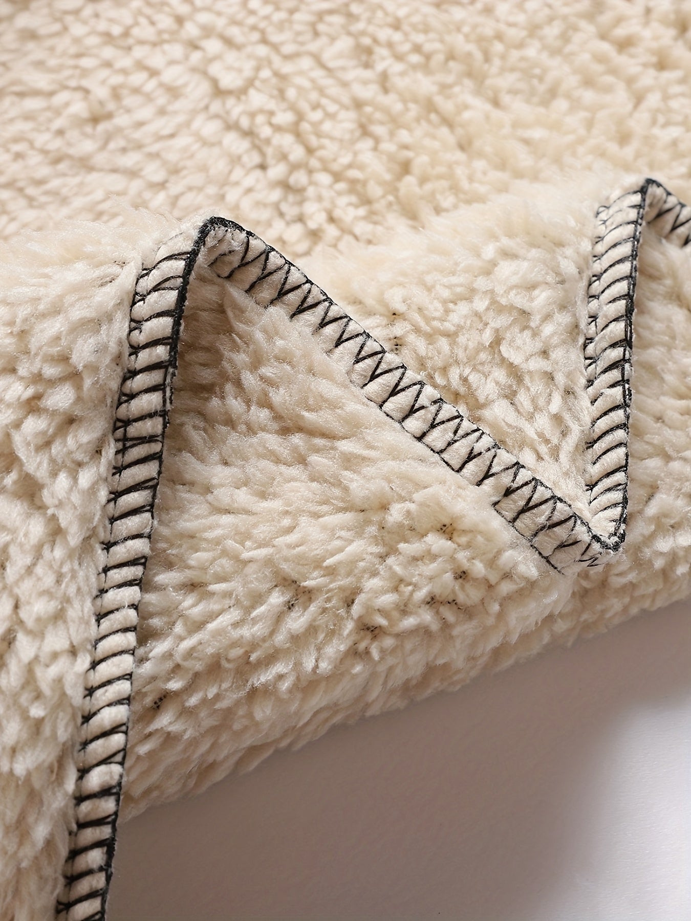 Men’s Fleece-Lined Skull & Bat Zip Hoodie – Warm Fall/Winter Streetwear