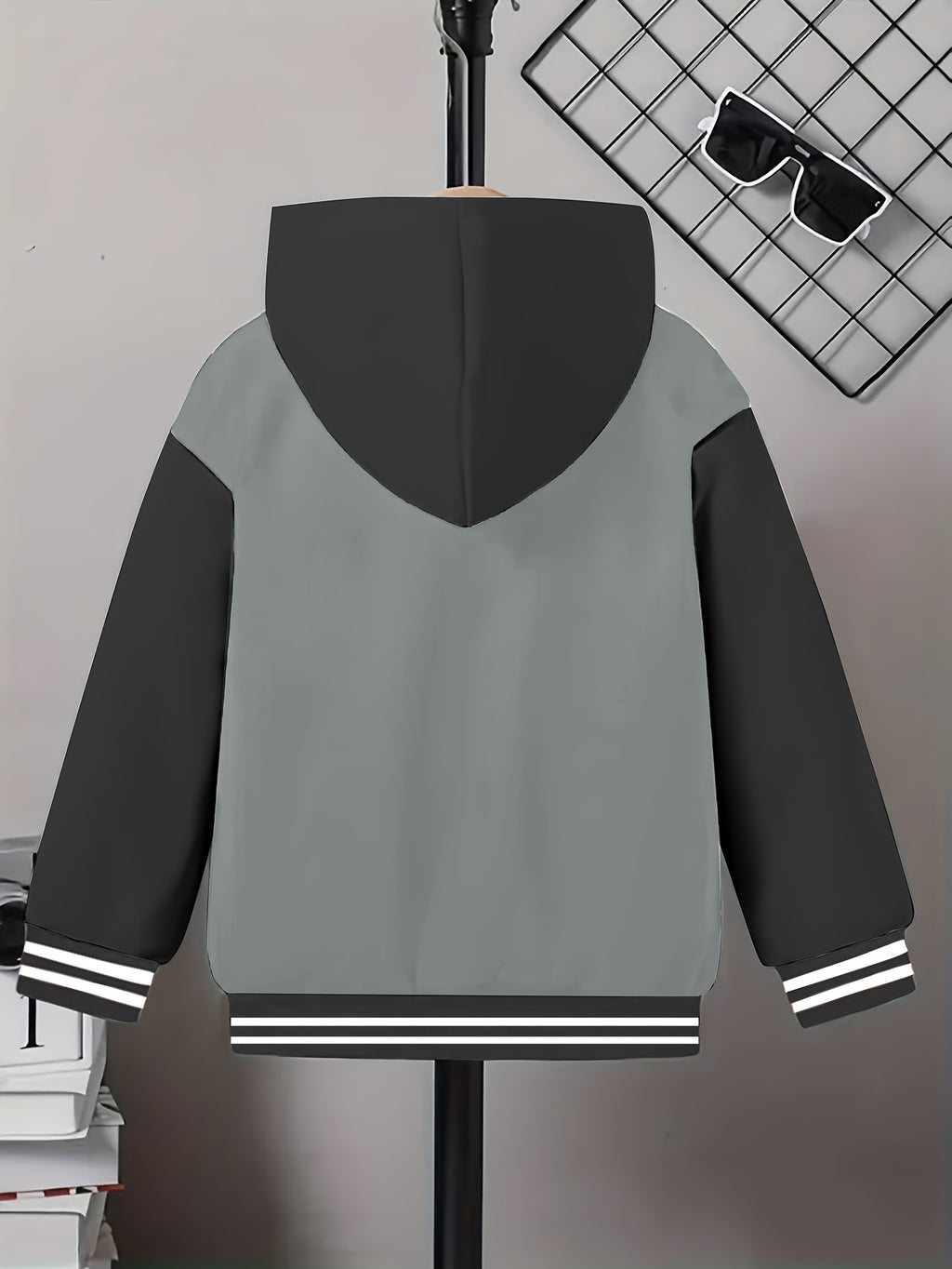 Funny Face Graphic Hoodie Jacket – Loose Fit Contrast Zip-Up Winter Outerwear