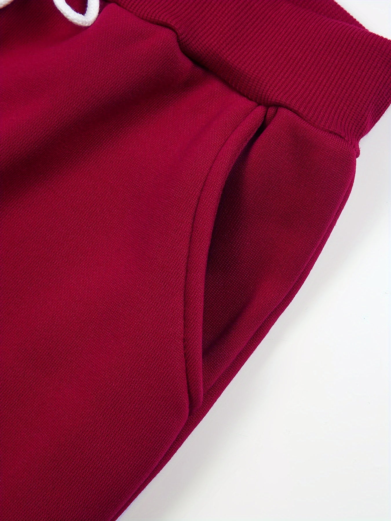 Men’s Maroon Geometric Print Jogger Pants – Machine Washable Winter Outdoor Wear