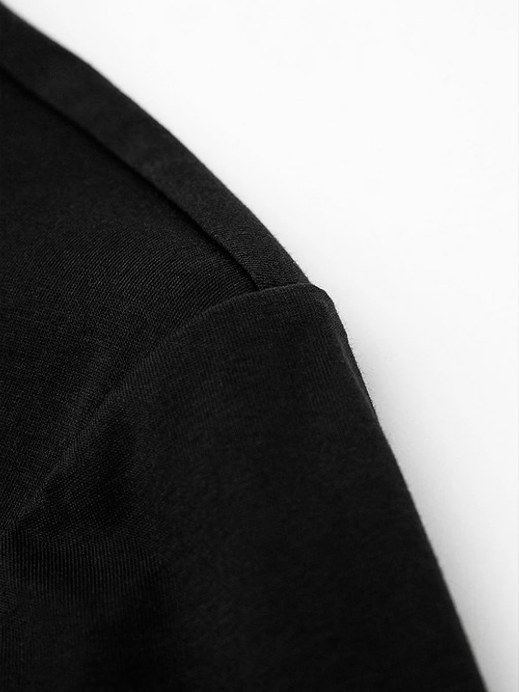 Unisex "Hot-Selling" Born to Be Free Graphic Tee