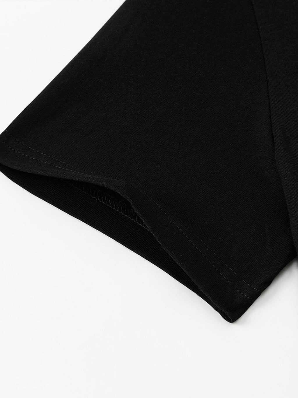 Unisex "Hot-Selling" Born to Be Free Graphic Tee