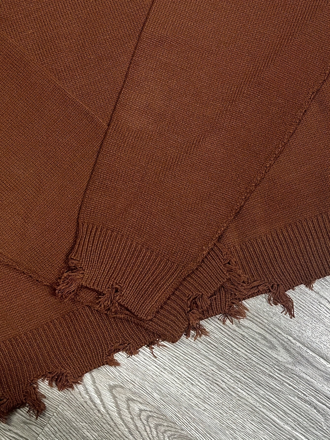 Unisex Oversized Knit Sweater – Drop Shoulder, Frayed Hem, Autumn/Winter Streetwear